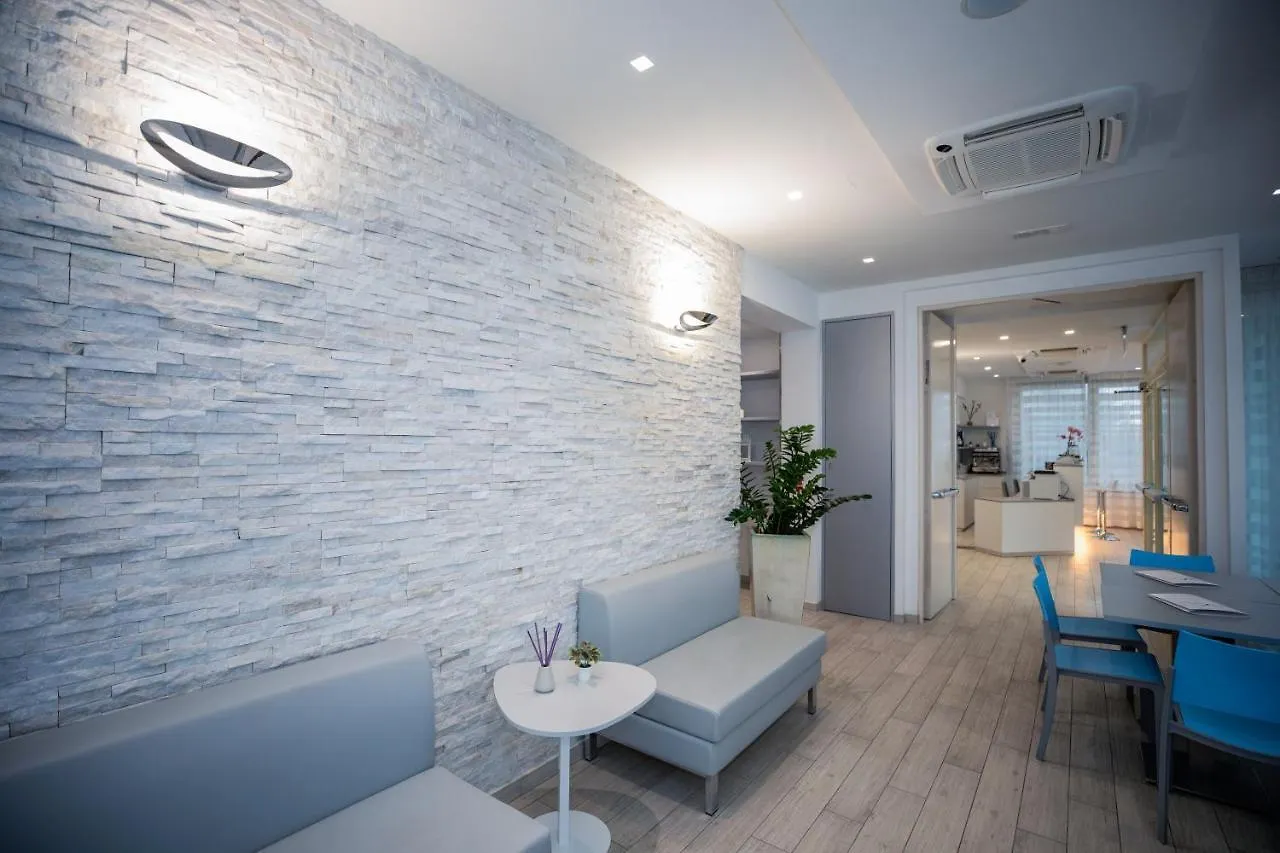 Hotel Gabbiano Rimini 3*,
