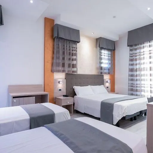 Hotel Gabbiano Rimini 3*,