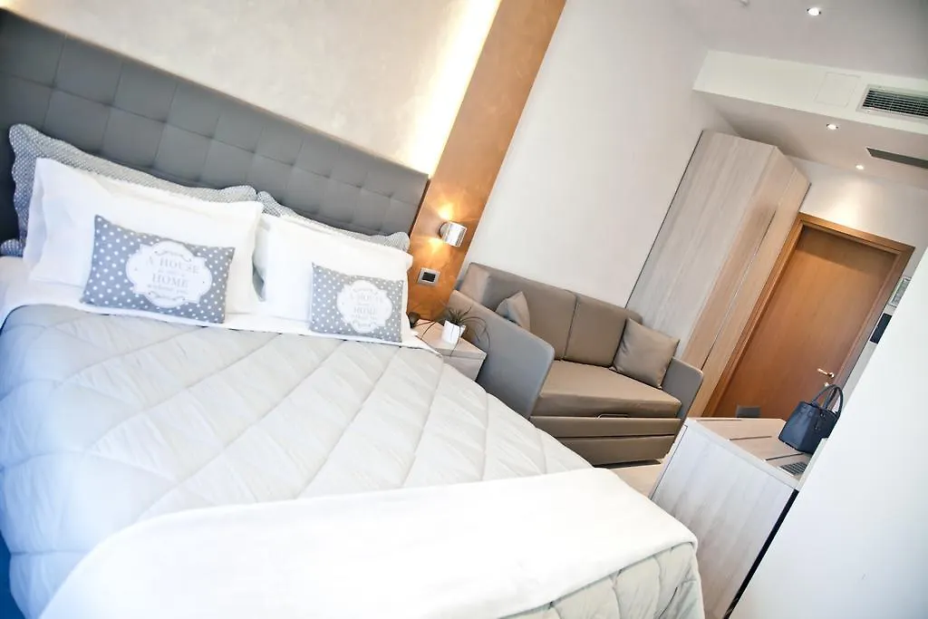 Hotel Gabbiano Rimini 3*,